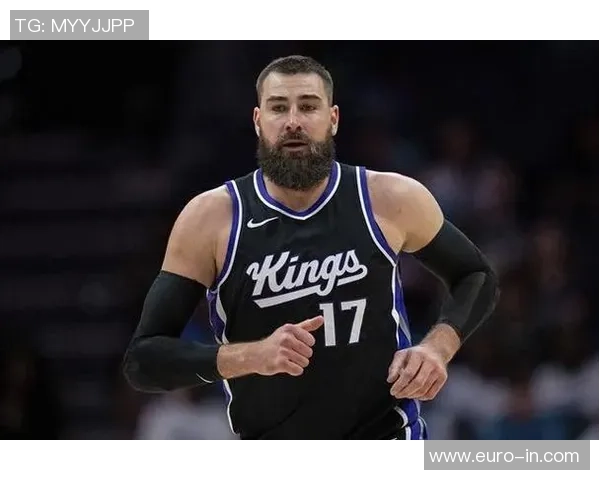 瓦兰丘纳斯完美替补约老师高效半场全中展现内线统治力